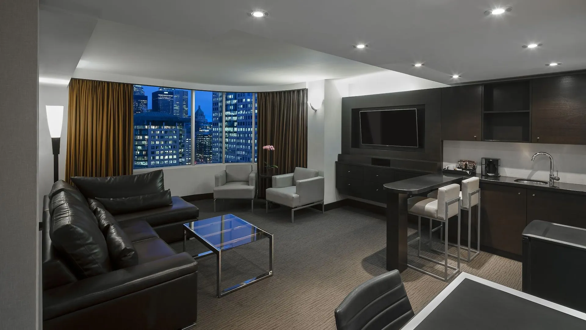 Hyatt Regency Toronto Hotel 4*,  Canadá